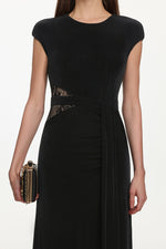 Load image into Gallery viewer, Viaua Chic Contour Sleeveless Cut Out Lace Knit Maxi Dress