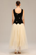 Load image into Gallery viewer, Roto Sleeveless Sequin Flowers Maxi Dress