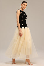 Load image into Gallery viewer, Roto Sleeveless Sequin Flowers Maxi Dress